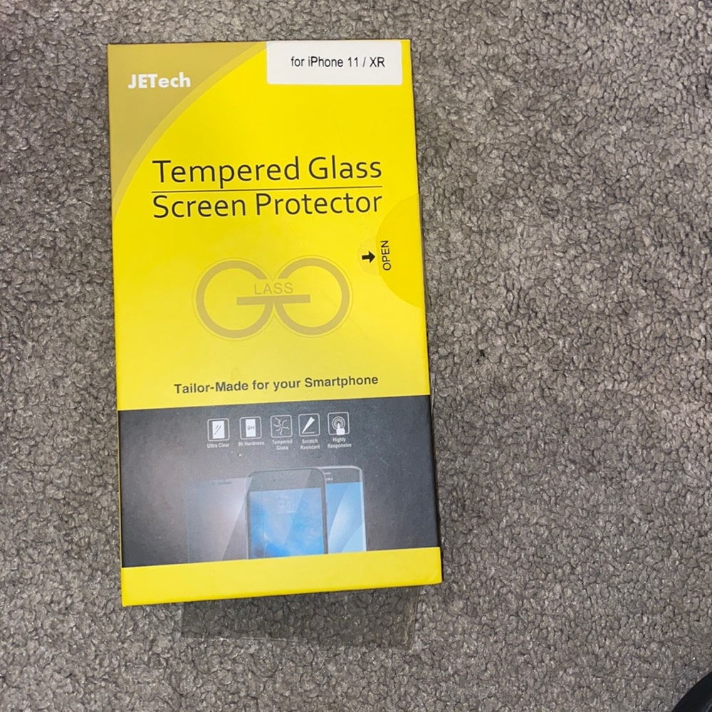 tempered glass screen protector iPhone 11/XR